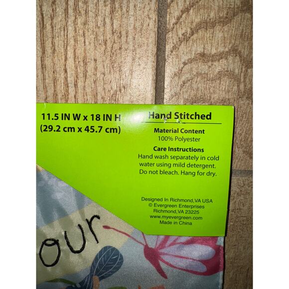 Yard Flag: “Welcome to our Home” - Picture 4 of 5